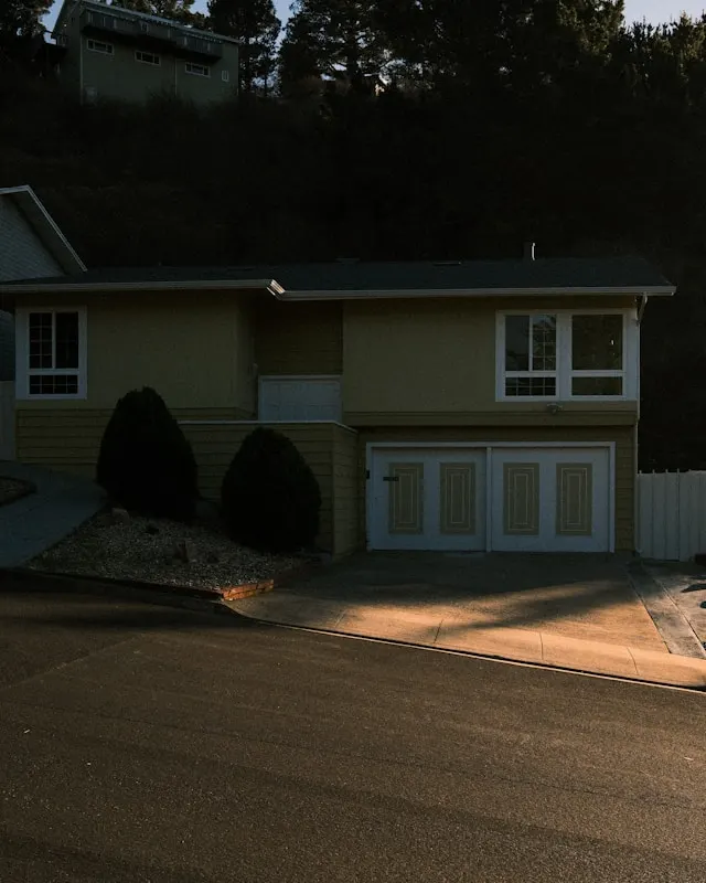 Concrete driveway installation Jacksonville FL — licensed Duval County contractor with rebar reinforcement and compacted base layer